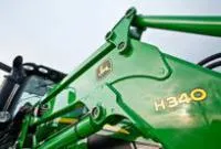 Фронтальные погрузчики John Deere